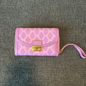 Vera Bradley Women’s Lavender Purple Leather Wallet Wristlet